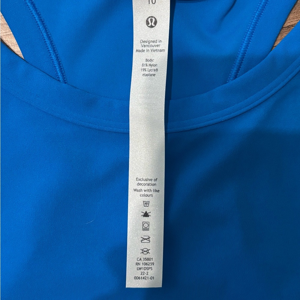 Lululemon Align Pool Blue Women's Tank Top sz 10 nwot - Picture 3 of 3